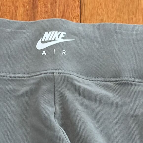 Nike Women's Sportswear Air Logo Taped 7/8 HR Leggings Grey size S - Picture 4 of 9